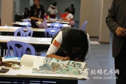 小选手为“青绿山水”最后落款